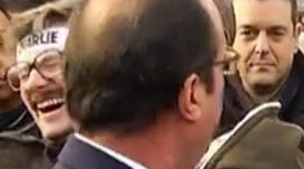 francois hollande moment jenanent hohote de ras la mar ul pentru charlie hebdo