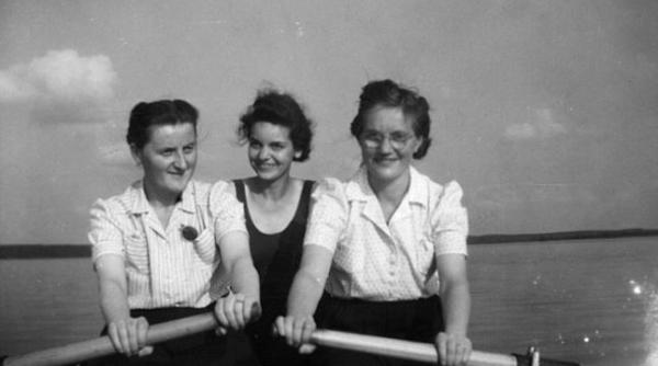 ravensbruck  lagar nazist pentru femei  cruzimea femeilor gardieni care lasau nou nascuprc c8prc 9bii sa moara