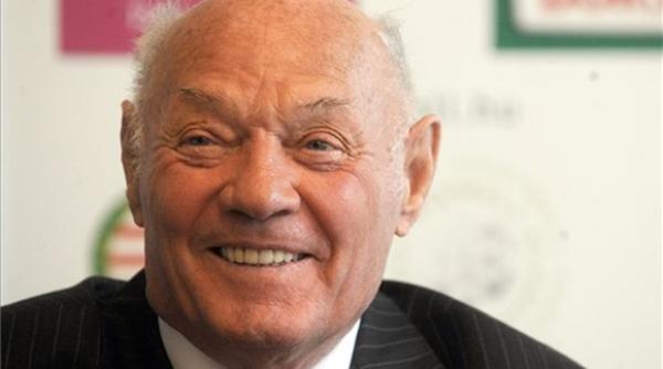 fostul fotbalist jeno buzanszky a murit la varsta de 89 de ani