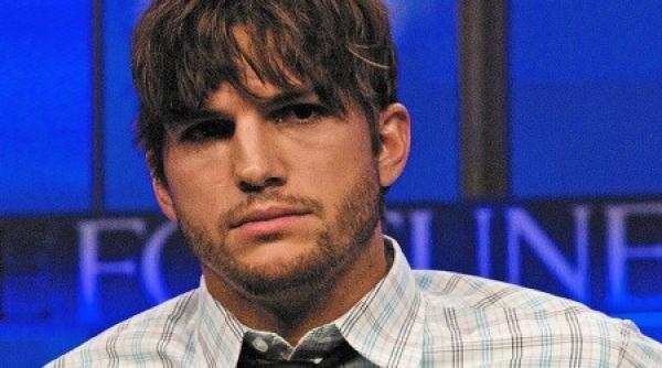 ashton kutcher martor in procesul uciderii iubitei lui