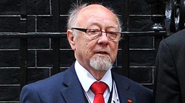 parlamentar britanic mort din cauza alcoolului dupa o cina oficiala in polonia