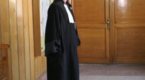 avocata desfigurata dupa o opera ie estetica foto