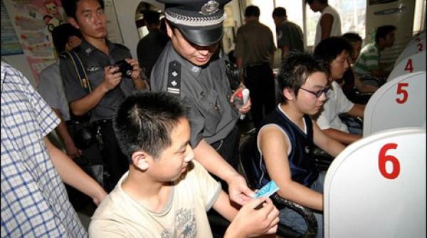 china obliga utilizatorii de internet sa foloseasca numele real