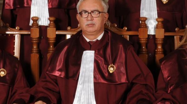 radu cristescu  acuzaprc c8prc 9bii la dresa lui ioan oltean  protejat de prc c8prc 99eful ccr