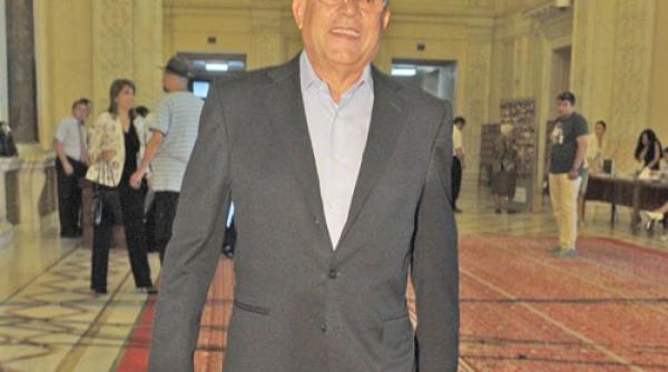 radu stroe in comisia pentru controlul sri pe cine va inlocui