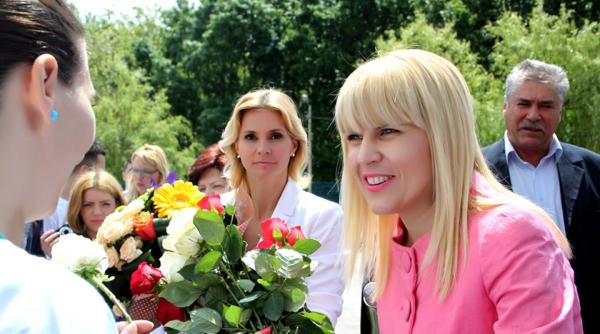 elena udrea arestata elena udrea mesaj pe facebook dupa ce a fost arestata