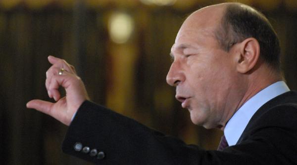 mihai voicu sistemul propagandistic al lui traian basescu s a prabu it