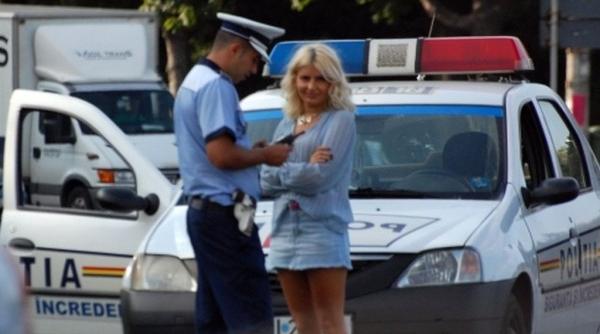 bancul zilei o blonda e oprita de poli ie in trafic