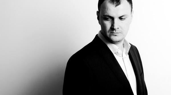 sebastrian ghi a mail pentru basescu