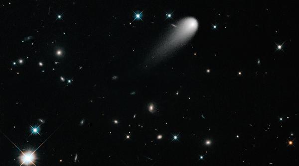 cea mai spectaculoasa fotografie realizata de hubble in 2014 roiul galactic abell 2744