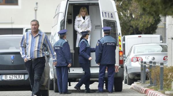 iulia albu despre elena udrea imaginea proiectata este de bun sim