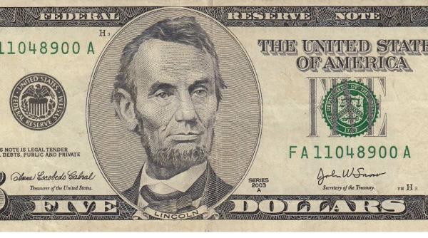 portretul lui abraham lincoln de pe bancnota de 5 dolari opera unui elev al al colii de pictura din baia mare