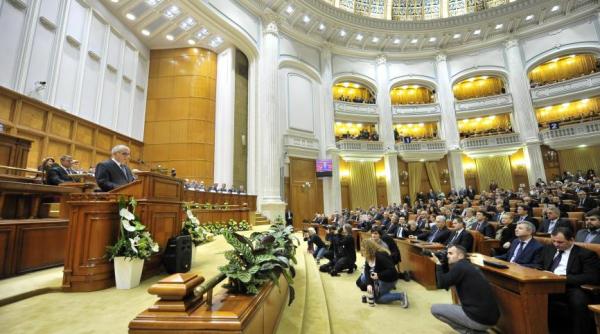 elena udrea gala bute vot in parlament augustin zegrean ccr despre vot