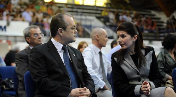 emil boc vizita in inchisoare la monica iacob ridzi