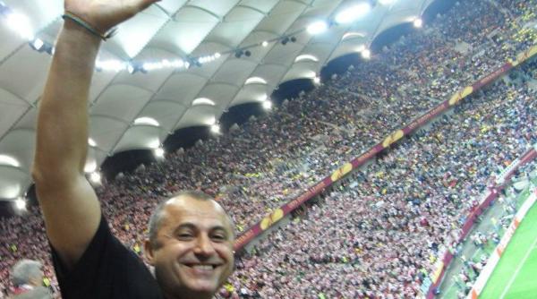 costel comana sinucidere cristi pascu prieten sunt ocat ca s a spanzurat in toaleta avionului