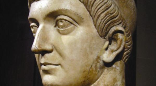 constantin cel mare imparatul care a recucerit dacia aspecte inedite ale domniei file de istorie