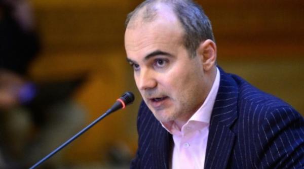 rare bogdan il amenin a pe victor ponta