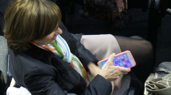 carmen iohannis in tribuna la meciul de cupa davis romania