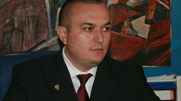 iulian badescu primarul ploiestiului a demisionat