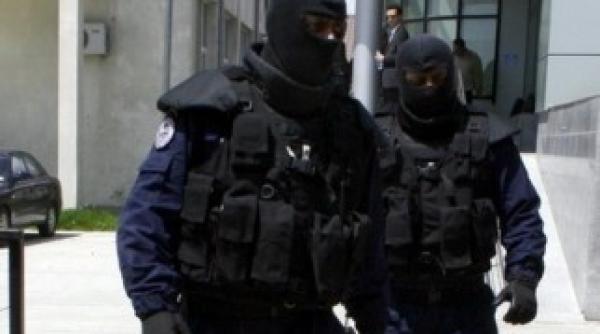 zeci de perchezi ii in bucure ti i in zece jude e evaziune fiscala i spalare de bani