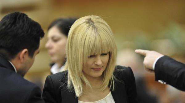 elena udrea umilin a in catuse la ginecolog