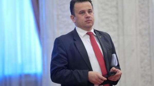liviu pop ministrul delegat pentru dialog social prezent la hunedoara