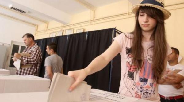 unpr sus ine votul de la 16 ani ce spune senatorul erban mihailescu