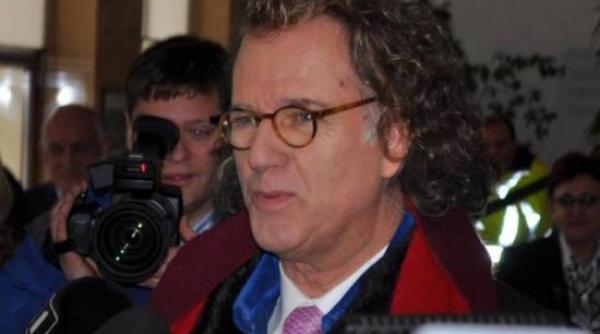 andre rieu fascinat de bucure ti cine l a inso it prin centrul vechi