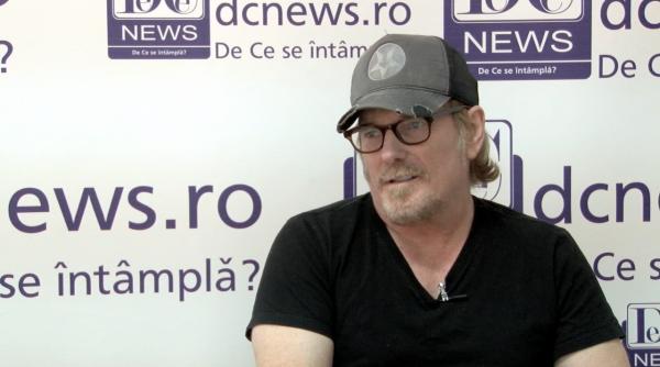 interviu cu regizorul mick davis in romania sunt mai mul i actori ca in los angeles