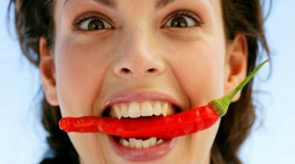 ardei iute beneficii previne bolile de inima si ulcerul gastric stimuleaza imunitatea curata arterele