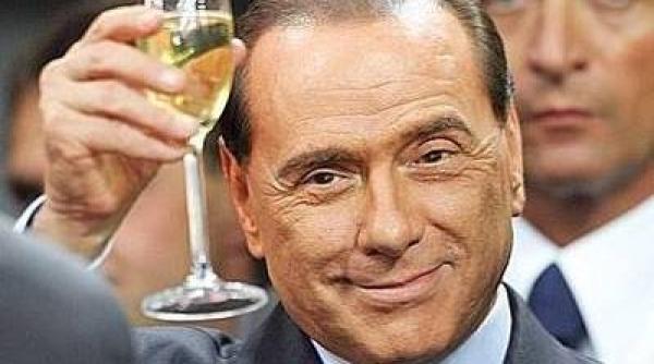 silvio berlusconi generos i altruist cu femeile de la petrecerile sale