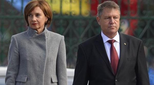 carmen iohannis gest fara precedent pentru o prima doamna a romaniei