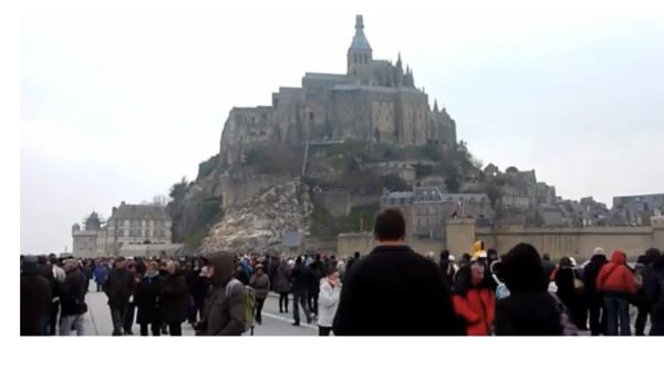 mareea secolului o peninsula transformata in insula iar un rau curge invers video