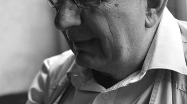 a murit vasas o tire care n ar fi trebuit sa existe mesajele fo tilor sai studen i exclusiv