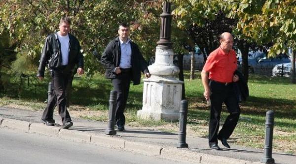 traian basescu la palatul scrovi tea victor ponta primul raspuns