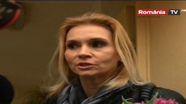 ruxandra dragomir vremea plange pentru ca elena este aici