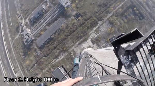 romanul care a ocat internetul daca mai erau 5 metri nu mai puteam