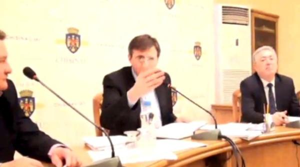 dorin chirtoaca na ul nepoatei lui traian basescu sa organizam un cimitirovision