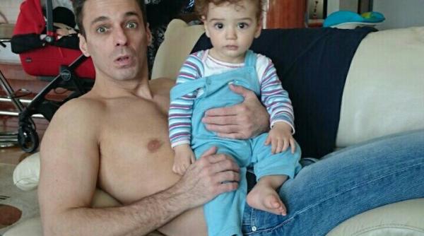 mircea badea fotografie de colec ie cu vlad fiul sau ce a verificat ulterior