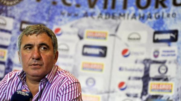 gheorghe hagi zoltan kovacs l a pus pe ianis sa i care costumul