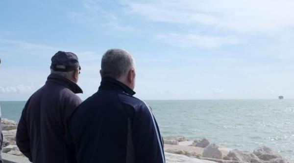 pescador naufragiat in marea adriatica un roman mort i al i doi da i disparu i