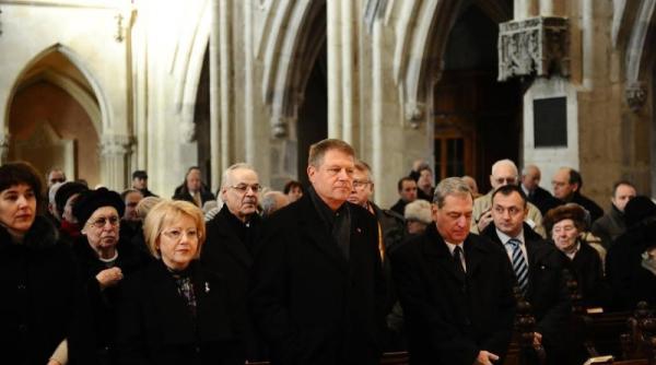 klaus iohannis nu a participat la slujba de inviere
