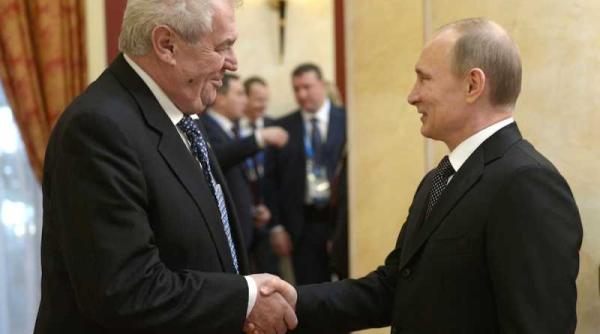 pre edintele cehiei ambasadorul sua are u ile inchise la palatul din praga