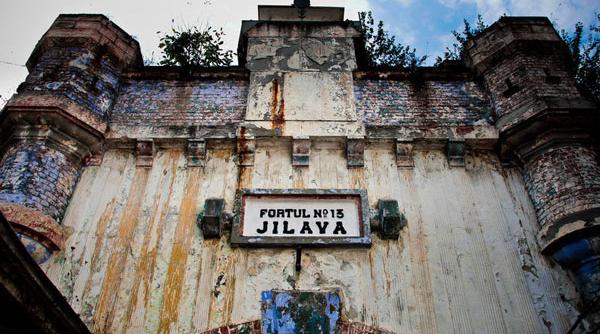 constantinescu i bojza la fortul 13 in programul coala altfel