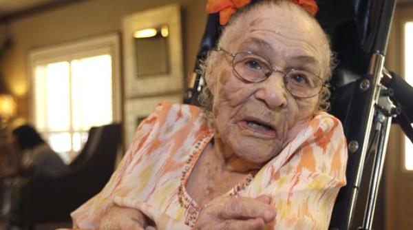 gertrude weaver cea mai batrana persoana din lume a decedat