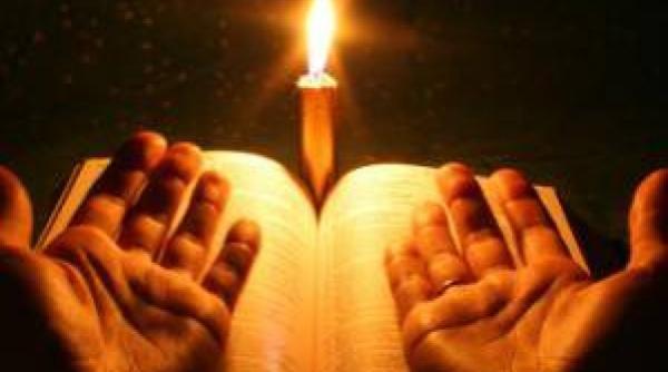 lumina sfanta de la ierusalim adusa sambata in romania