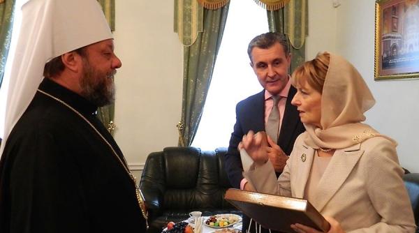 principesa margareta i principele radu sarbatoresc noaptea invierii la chi inau