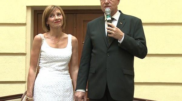 nunta klaus iohannis prc c8prc 99i carmen iohannis  radu banciu  comentariu halucinant  200 de invitaprc c8prc 9bi  or fi fost prc c8prc 99i animale