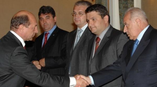 dan voiculescu basescu cand vii la pu carie