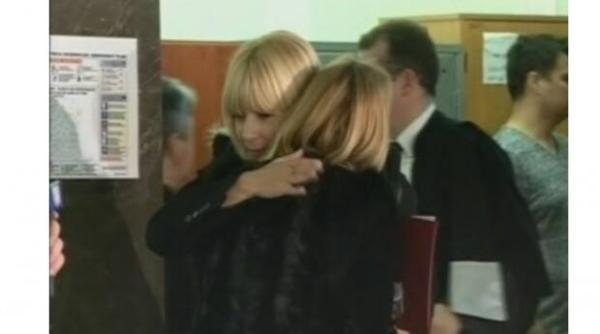 elena udrea adusa la dna mesajul ruxandrei dragomir